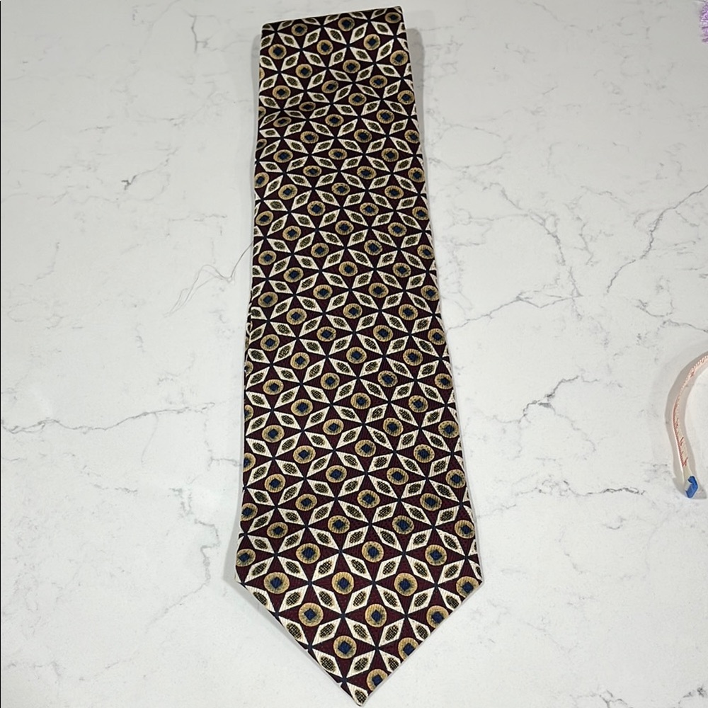Black and Gold Geometric Tie